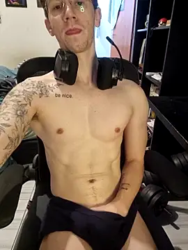 SweetGoodBoy22 online show from 28, 10, 2025