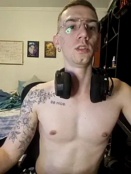 SweetGoodBoy22 online show from 11, 11, 2025