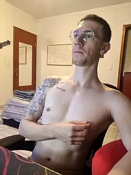 SweetGoodBoy22 online show from 16, 11, 2025