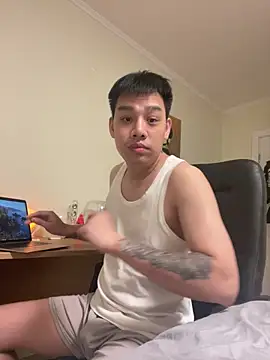 Snapshot of latava chatting on 2, 10, 2025 latava online show from 2, 10, 2025