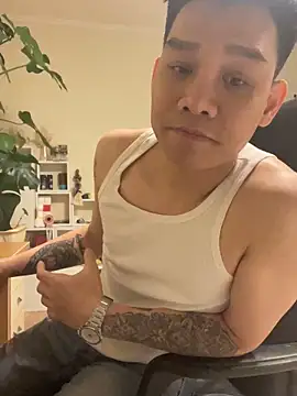 Snapshot of latava chatting on 20, 10, 2025 latava online show from 20, 10, 2025