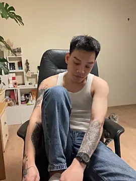 Snapshot of latava chatting on 25, 10, 2025 latava online show from 25, 10, 2025