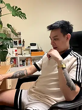 Snapshot of latava chatting on 31, 10, 2025 latava online show from 31, 10, 2025