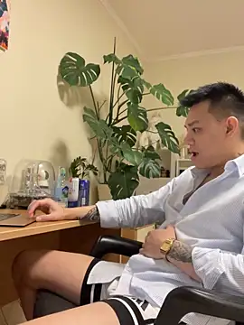 Snapshot of latava chatting on 14, 11, 2025 latava online show from 14, 11, 2025