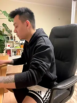 Snapshot of latava chatting on 21, 11, 2025 latava online show from 21, 11, 2025