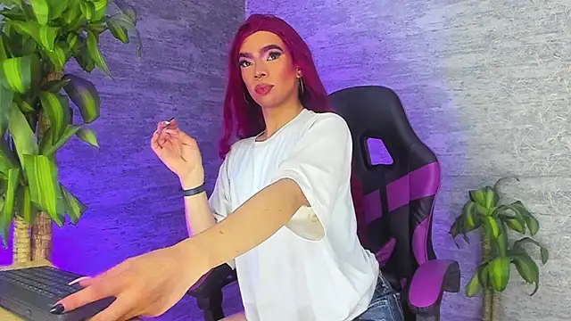 Snapshot of Medusa_ts chatting on 7, 10, 2025 Medusa ts online show from 7, 10, 2025