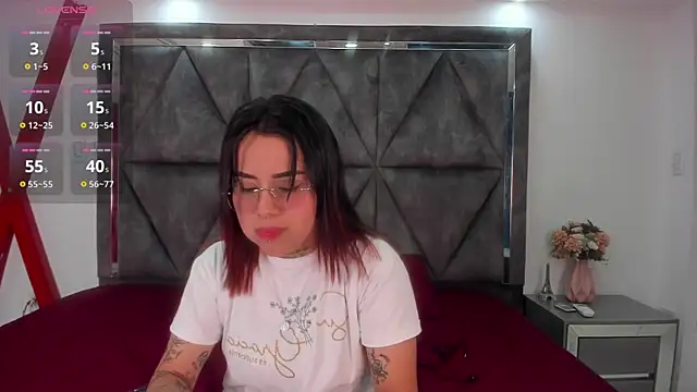 Nixielee  online show from 29, 10, 2025