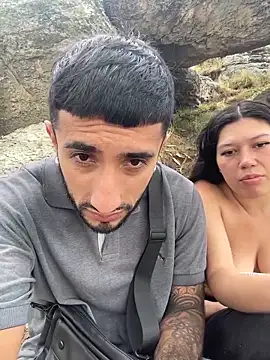 sofiandnick smith online show from 13, 12, 2025