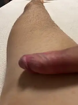 Snapshot of GiNo_93 chatting on 20, 10, 2025 GiNo 93 online show from 20, 10, 2025