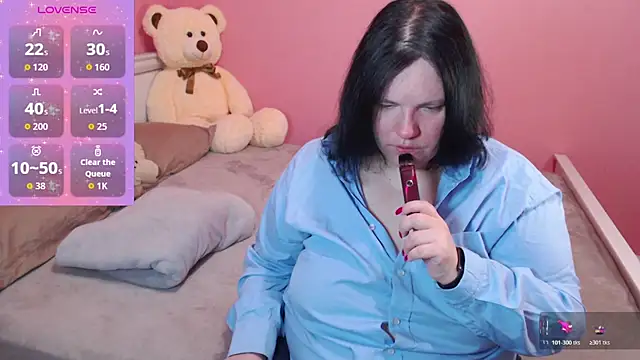  alexandra ray  online show from 15, 12, 2025