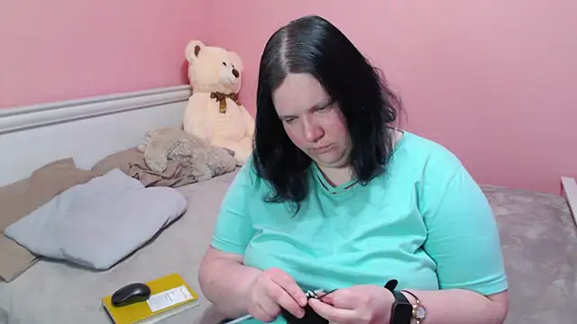  alexandra ray  online show from 4, 3, 2026