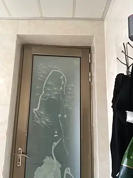 Mile-m online show from 18, 3, 2026