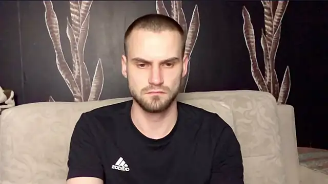 Snapshot of Iveraan chatting on 22, 10, 2025 Iveraan online show from 22, 10, 2025