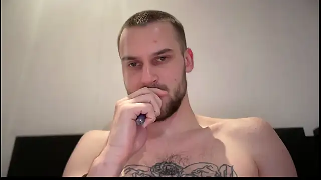 Snapshot of Iveraan chatting on 26, 10, 2025 Iveraan online show from 26, 10, 2025