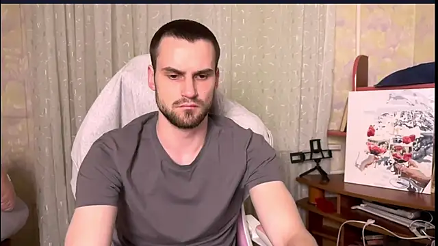 Snapshot of Iveraan chatting on 13, 11, 2025 Iveraan online show from 13, 11, 2025