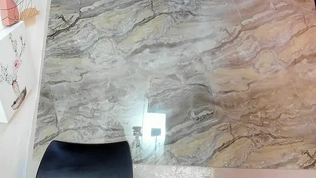 COMPTON 01 online show from 1, 11, 2025