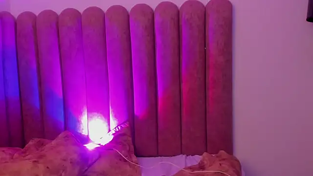 Alanha   online show from 3, 11, 2025