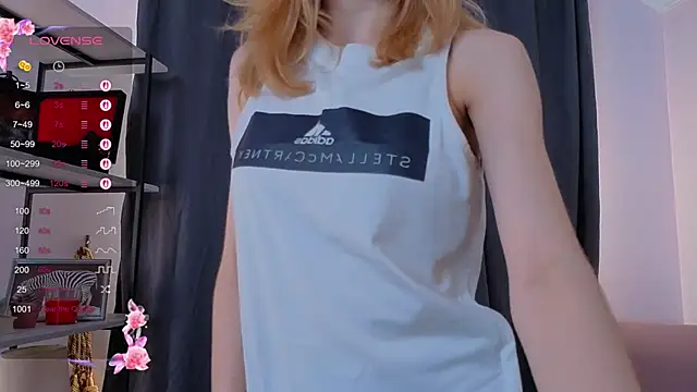 Snapshot of Ruth_Benson chatting on 5, 11, 2025 Ruth Benson online show from 5, 11, 2025