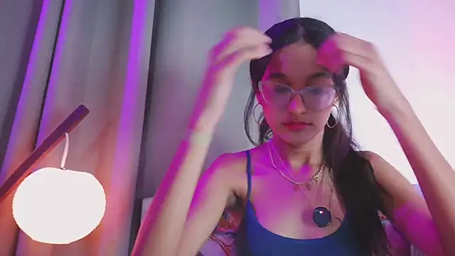 luna valen online show from 27, 10, 2025