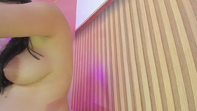 Malory  Jones online show from 10, 11, 2025