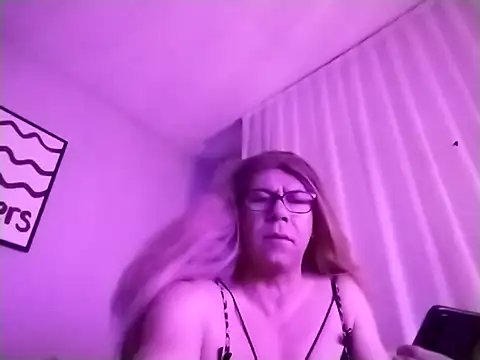 AdvisingRiffle online show from 14, 12, 2025