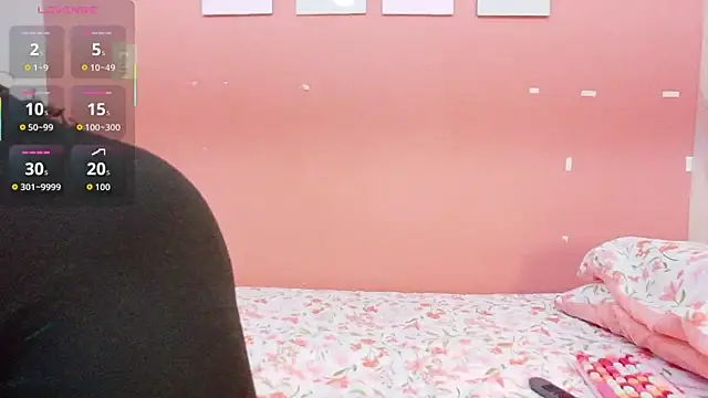 Snapshot of CheatingNeighborr chatting on 28, 10, 2025 CheatingNeighborr online show from 28, 10, 2025