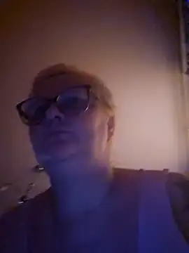 NieMaJazdyBezGwiazdy7883 online show from 2, 11, 2025