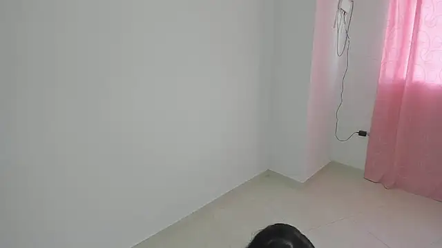 Snapshot of talianasweet03 chatting on 21, 10, 2025 talianasweet03 online show from 21, 10, 2025