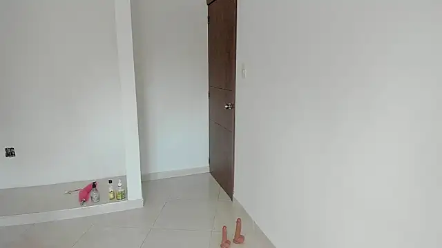 Snapshot of talianasweet03 chatting on 19, 11, 2025 talianasweet03 online show from 19, 11, 2025