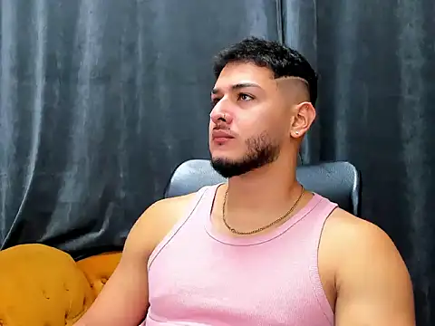 Snapshot of jasonshaw25 chatting on 17, 12, 2025 jasonshaw25 online show from 17, 12, 2025