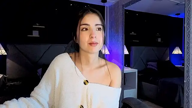 Snapshot of giapearl25 chatting on 14, 10, 2025 giapearl25 online show from 14, 10, 2025