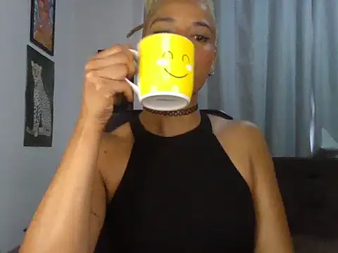 Helenoir online show from 18, 12, 2025