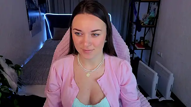 Madison Golden online show from 6, 11, 2025