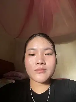 Snapshot of Beautiful-light22 chatting on 17, 10, 2025 Beautiful-light22 online show from 17, 10, 2025