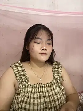 Snapshot of Beautiful-light22 chatting on 4, 11, 2025 Beautiful-light22 online show from 4, 11, 2025