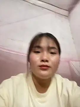 Snapshot of Beautiful-light22 chatting on 14, 11, 2025 Beautiful-light22 online show from 14, 11, 2025