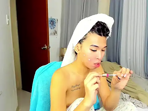 Yourdreamgoddess online show from 6, 11, 2025