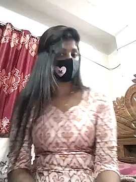 Queen-Any online show from 9, 11, 2025