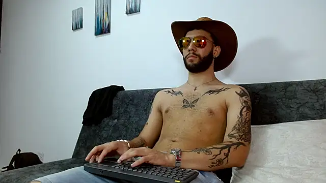 angel kyrozz online show from 29, 10, 2025