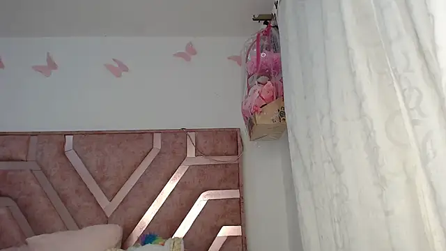 Snapshot of Rose_Baker- chatting on 18, 10, 2025 Rose Baker- online show from 18, 10, 2025