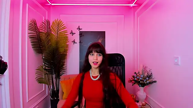 Snapshot of TiffanyYounge chatting on 17, 11, 2025 TiffanyYounge online show from 17, 11, 2025