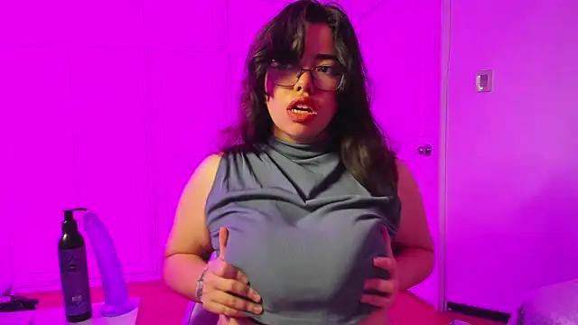 Snapshot of annie_rose11 chatting on 30, 10, 2025 annie rose11 online show from 30, 10, 2025