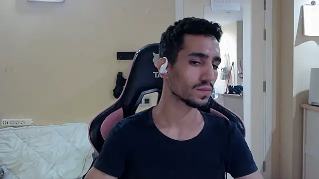 Snapshot of junokun22 chatting on 6, 11, 2025 junokun22 online show from 6, 11, 2025