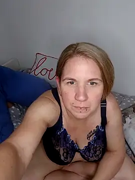 LaceyWestxx online show from 25, 10, 2025