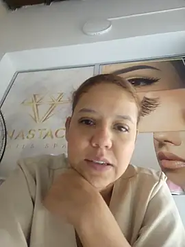 elara19 online show from 8, 10, 2025