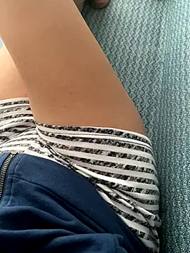 Snapshot of melisss2 chatting on 19, 11, 2025 melisss2 online show from 19, 11, 2025