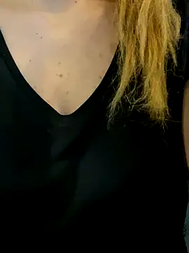 Snapshot of melisss2 chatting on 21, 11, 2025 melisss2 online show from 21, 11, 2025