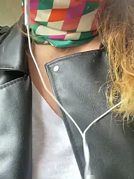 Snapshot of melisss2 chatting on 26, 11, 2025 melisss2 online show from 26, 11, 2025