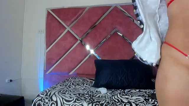 EmiliaRainbow online show from 24, 10, 2025