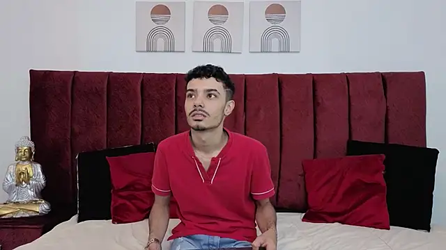 Snapshot of Timothe_Evans chatting on 13, 10, 2025 Timothe Evans online show from 13, 10, 2025